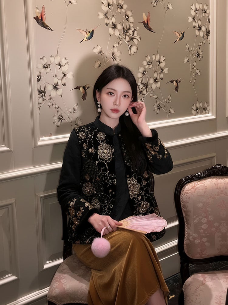 Yailla Versatile Autumn/Winter New Arrival Rich and Noble Chinese Style Heavy Embroidery Cotton Vest for Women Elegant and Versatile Sleeveless Light Luxury Vest Retro and Light Luxury Niche Design Tang Coat Suit - Image 5